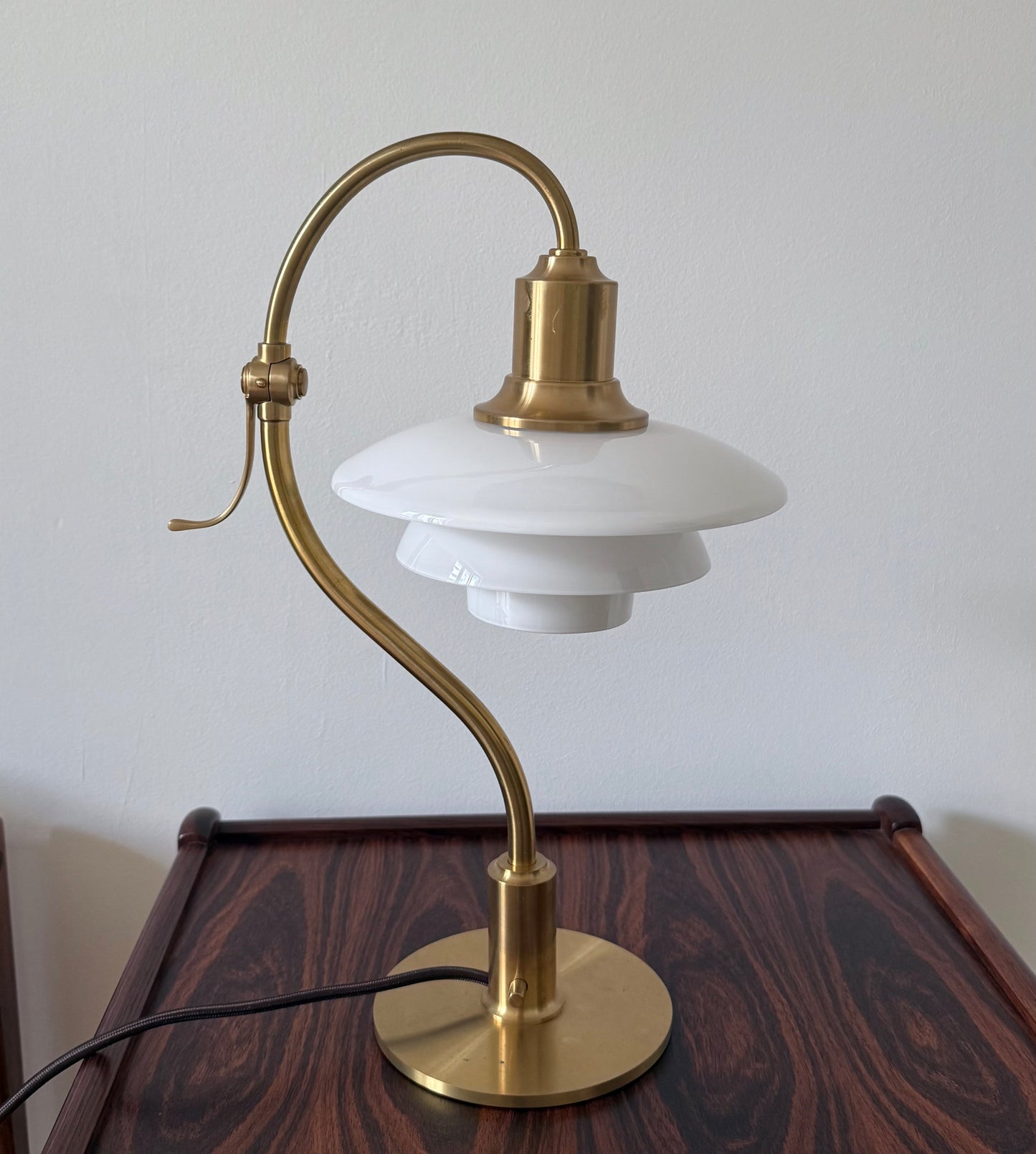 Original PH 2/2 ‘Question Mark’ table lamp. Poul Henningsen for Louis Poulsen
