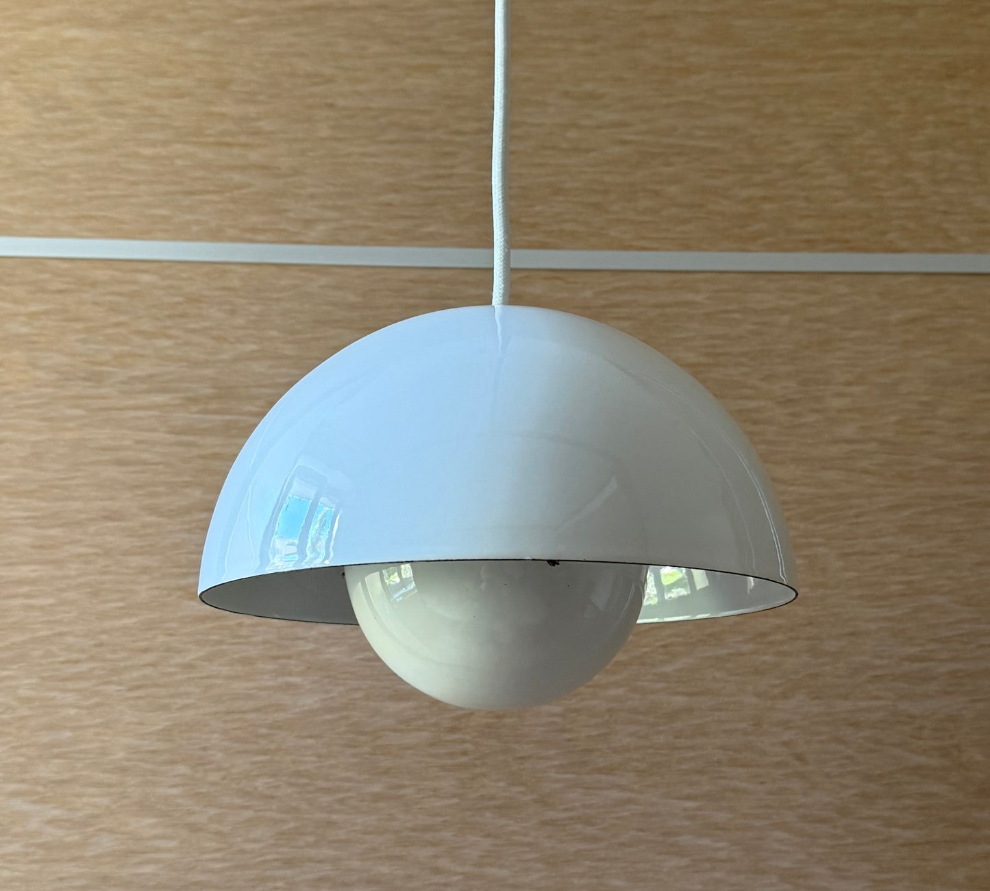 Original Flowerpot VP1 pendant lamp. Verner Panton for Louis Poulsen