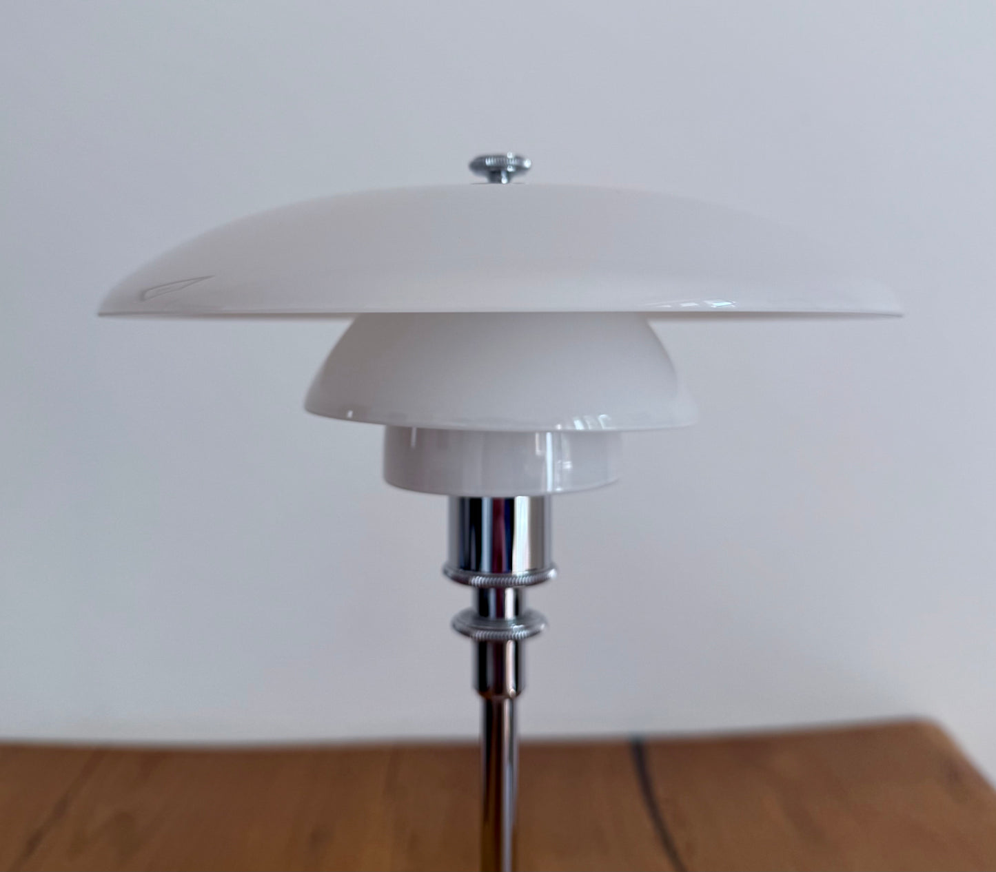 Original PH 2/1 table lamp. Poul Henningsen for Louis Poulsen