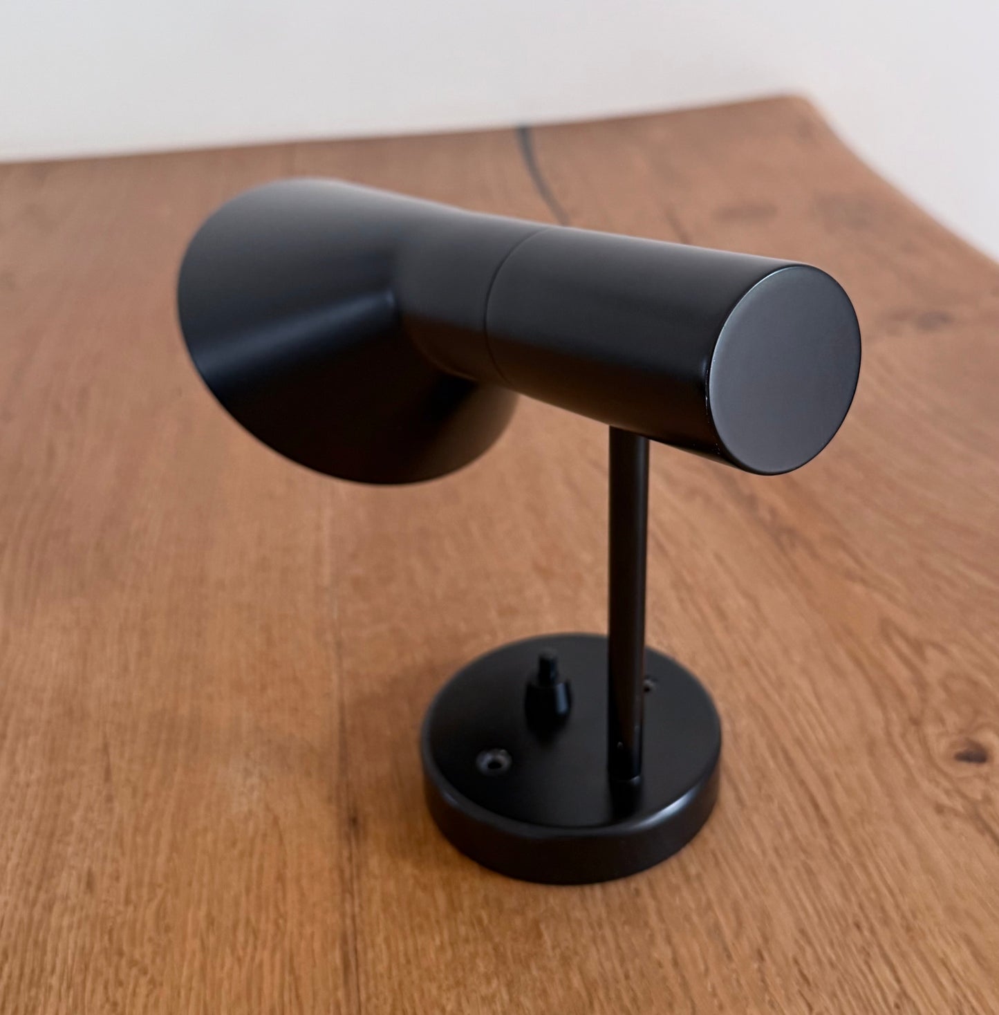 Original AJ wall lamp. Arne Jacobsen for Louis Poulsen