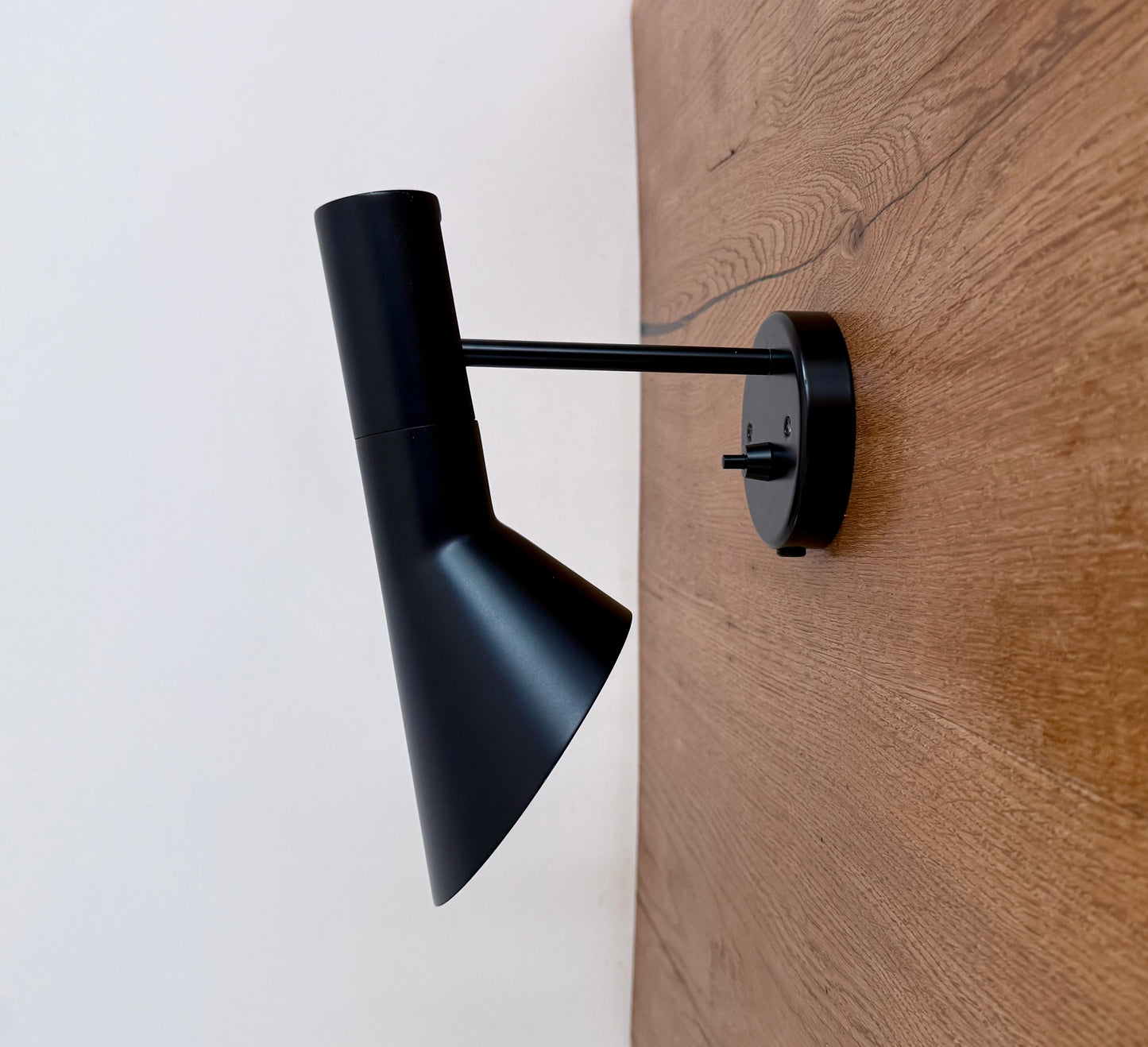 Original AJ wall lamp. Arne Jacobsen for Louis Poulsen