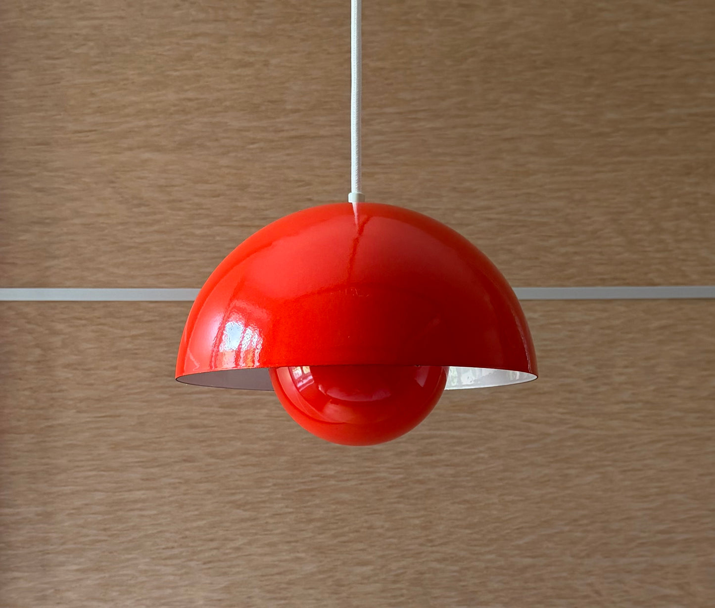 Original Flowerpot VP1 pendant lamp. Verner Panton for Louis Poulsen