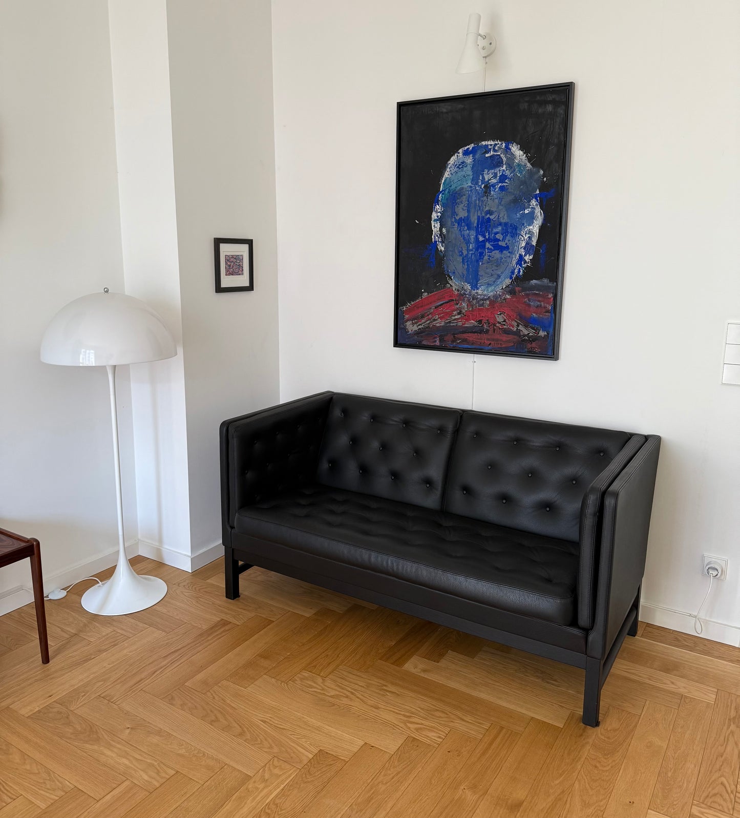 Original Erik Ole Jørgensen EJ315 couch. Display model!