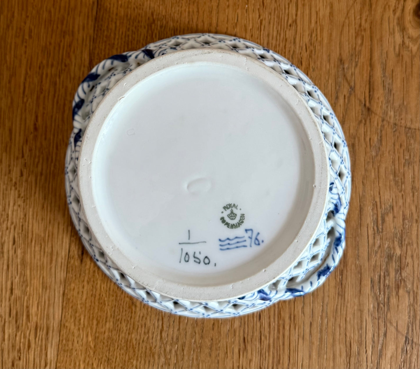 Royal Copenhagen Blue Fluted Full Lace fruit basket