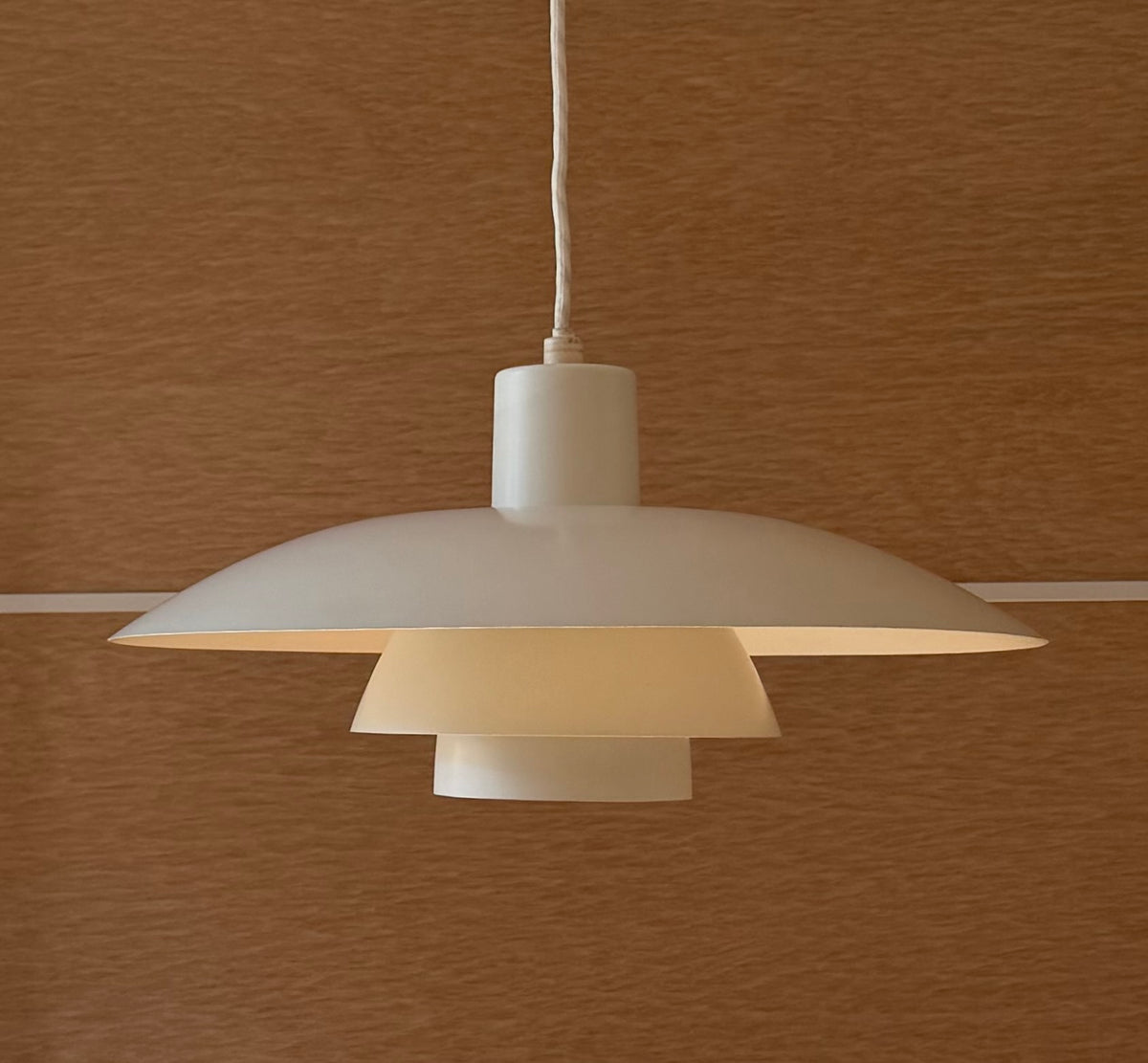 Original PH 4/3 pendant lamp. Poul Henningsen for Louis Poulsen