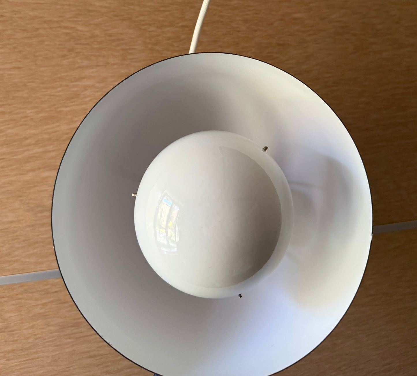 Original Flowerpot VP1 pendant lamp. Verner Panton for Louis Poulsen