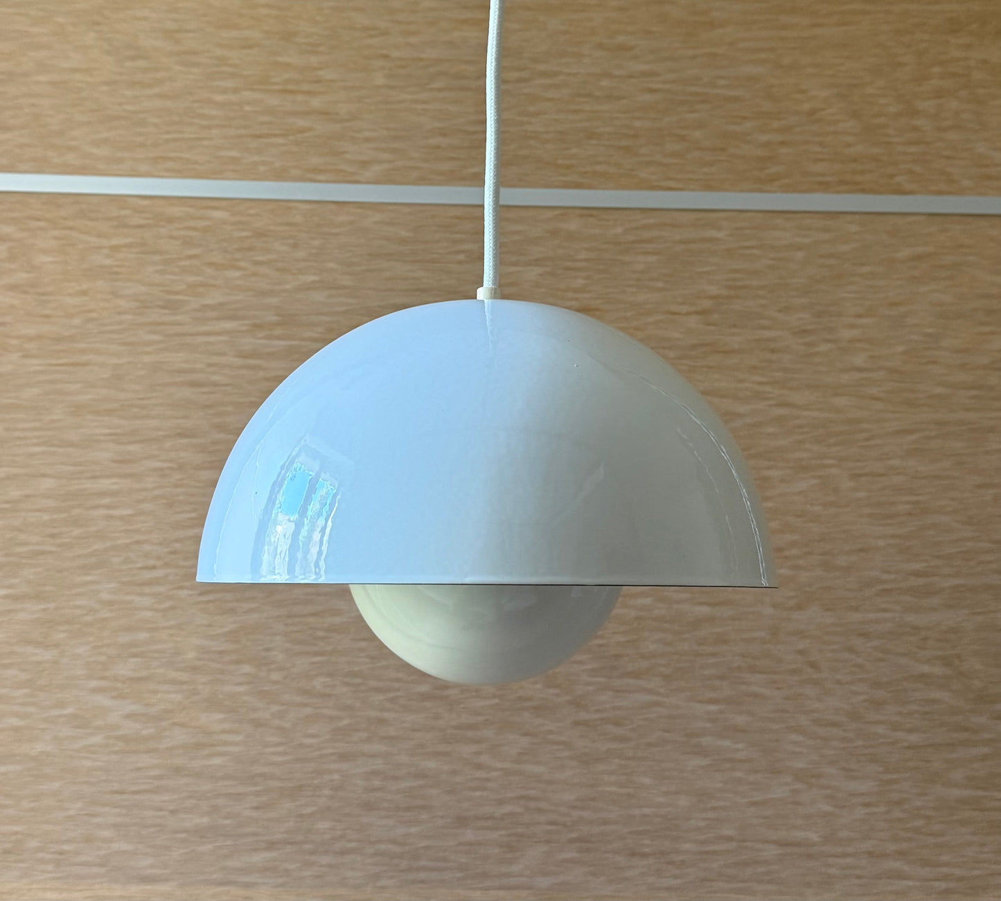 Original Flowerpot VP1 pendant lamp. Verner Panton for Louis Poulsen