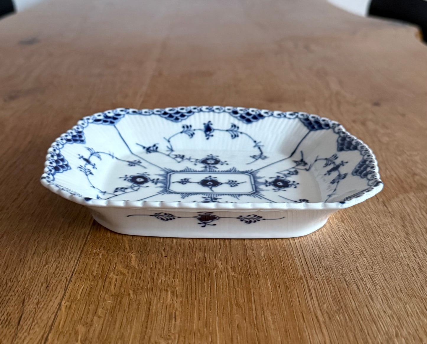 Royal Copenhagen Blue Fluted Half Lace bread tray #701