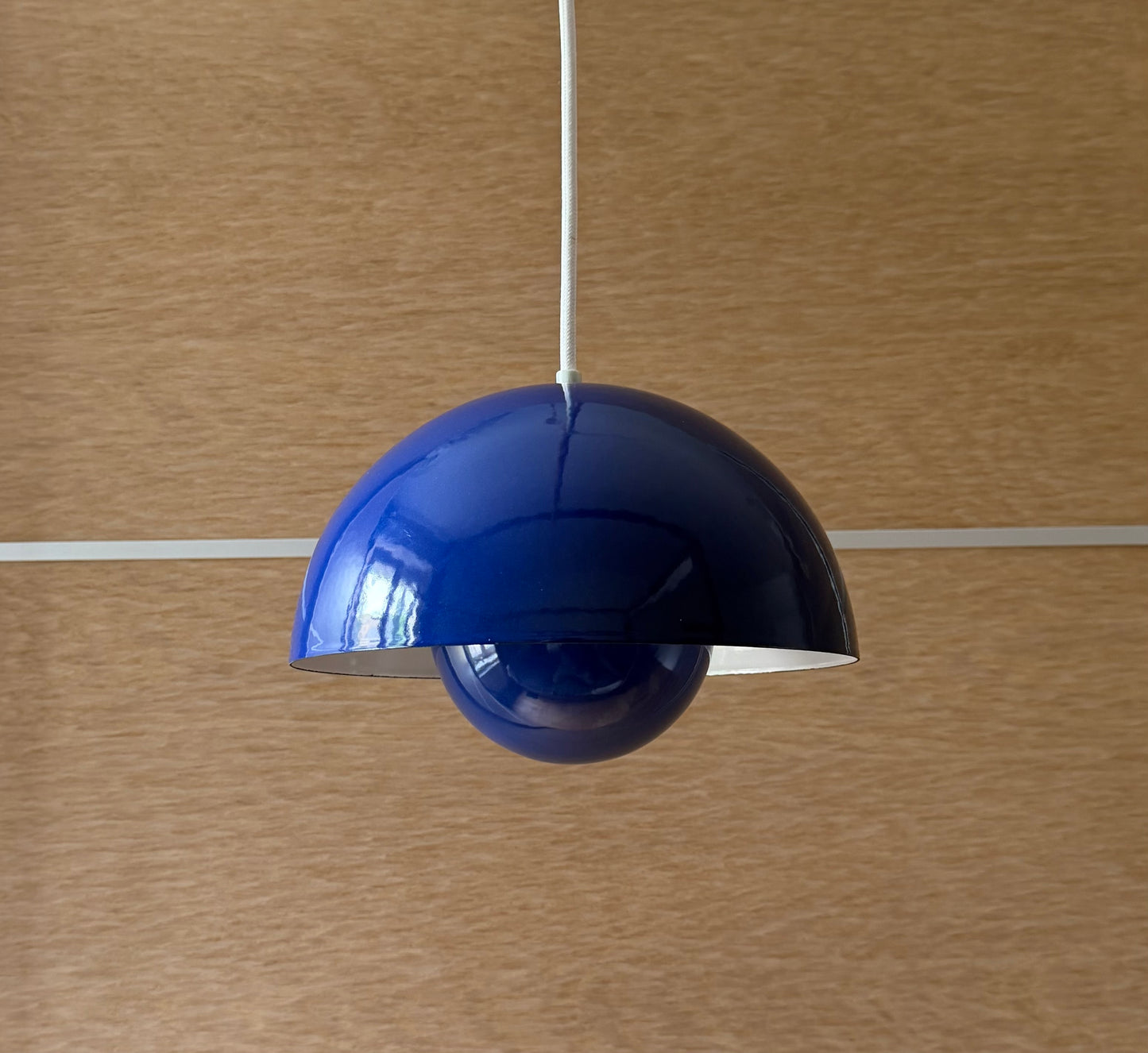 Original Flowerpot VP1 pendant lamp. Verner Panton for Louis Poulsen