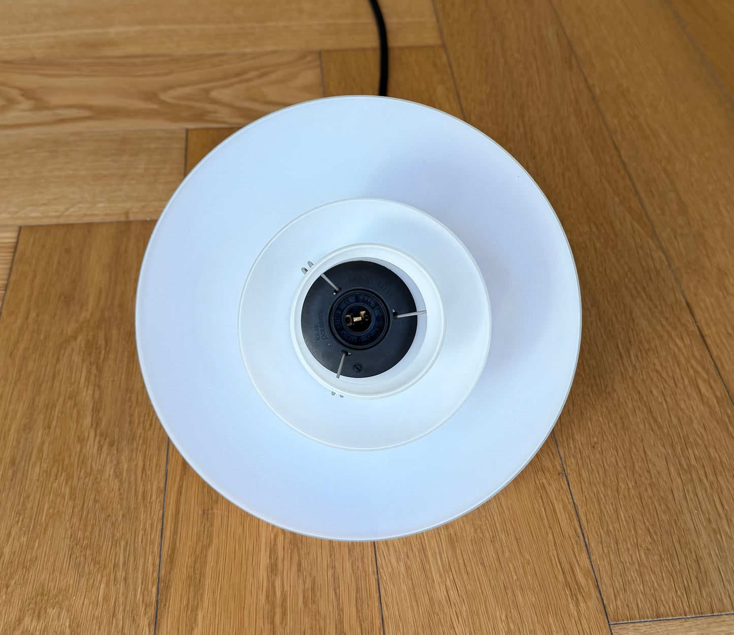 Original PH 2/1 pendant lamp. Poul Henningsen for Louis Poulsen