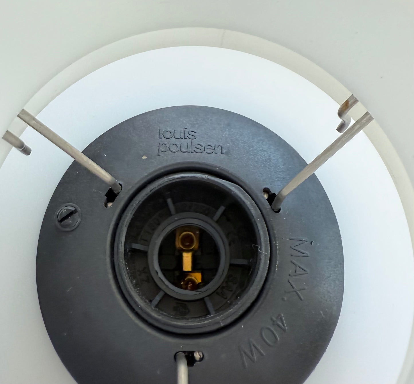 Original PH 2/1 pendant lamp. Poul Henningsen for Louis Poulsen