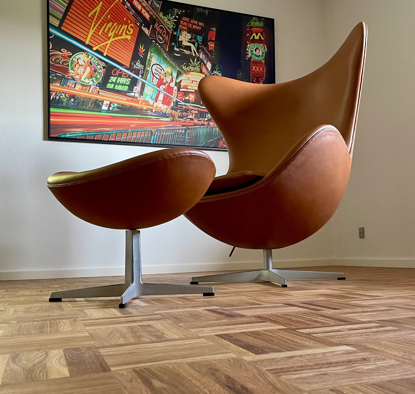 Original ‘The Egg Chair’. Arne Jacobsen for Fritz Hansen