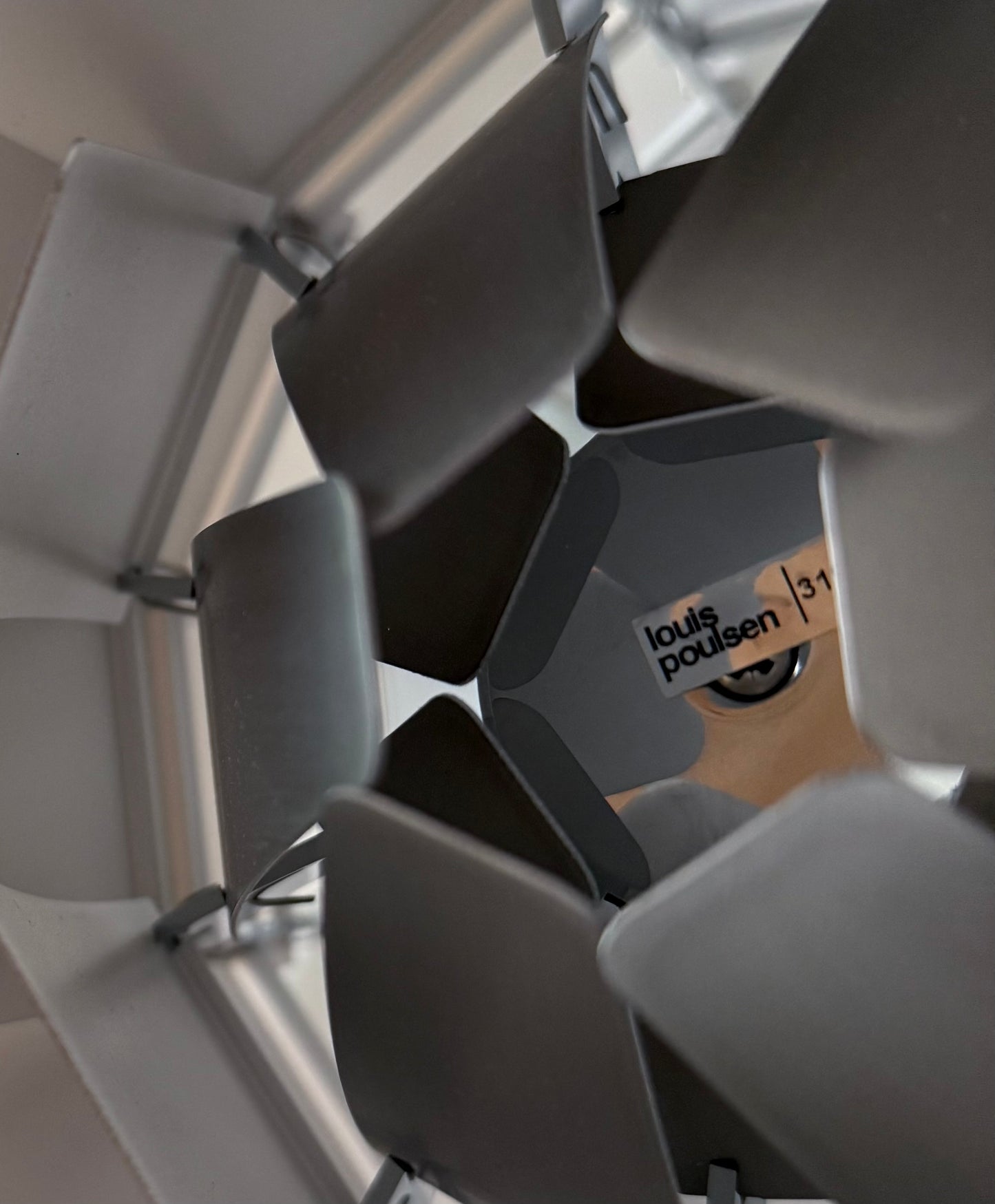 Original PH Artichoke pendant lamp. Poul Henningsen für Louis Poulsen