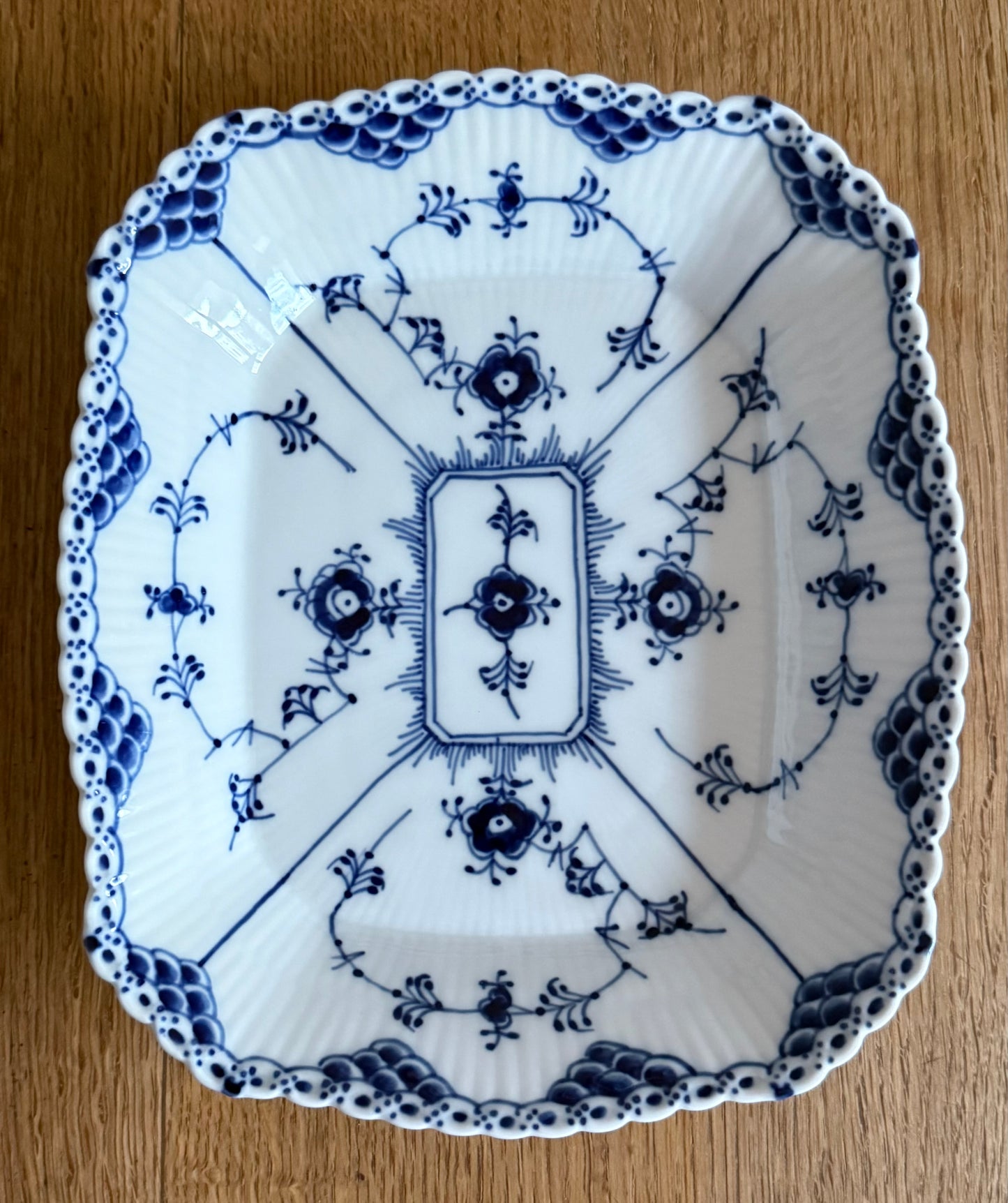 Royal Copenhagen Blue Fluted Half Lace bread tray #701