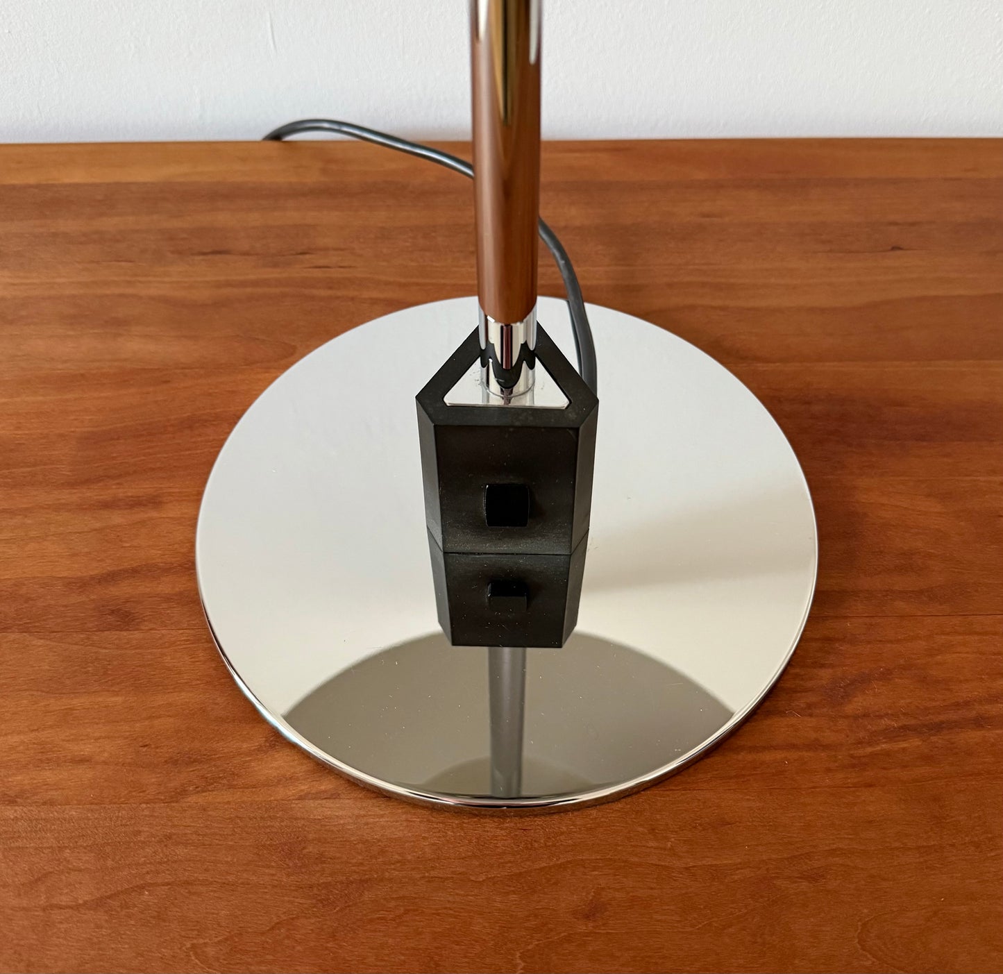 Original PH 4/3 table lamp. Poul Henningsen for Louis Poulsen