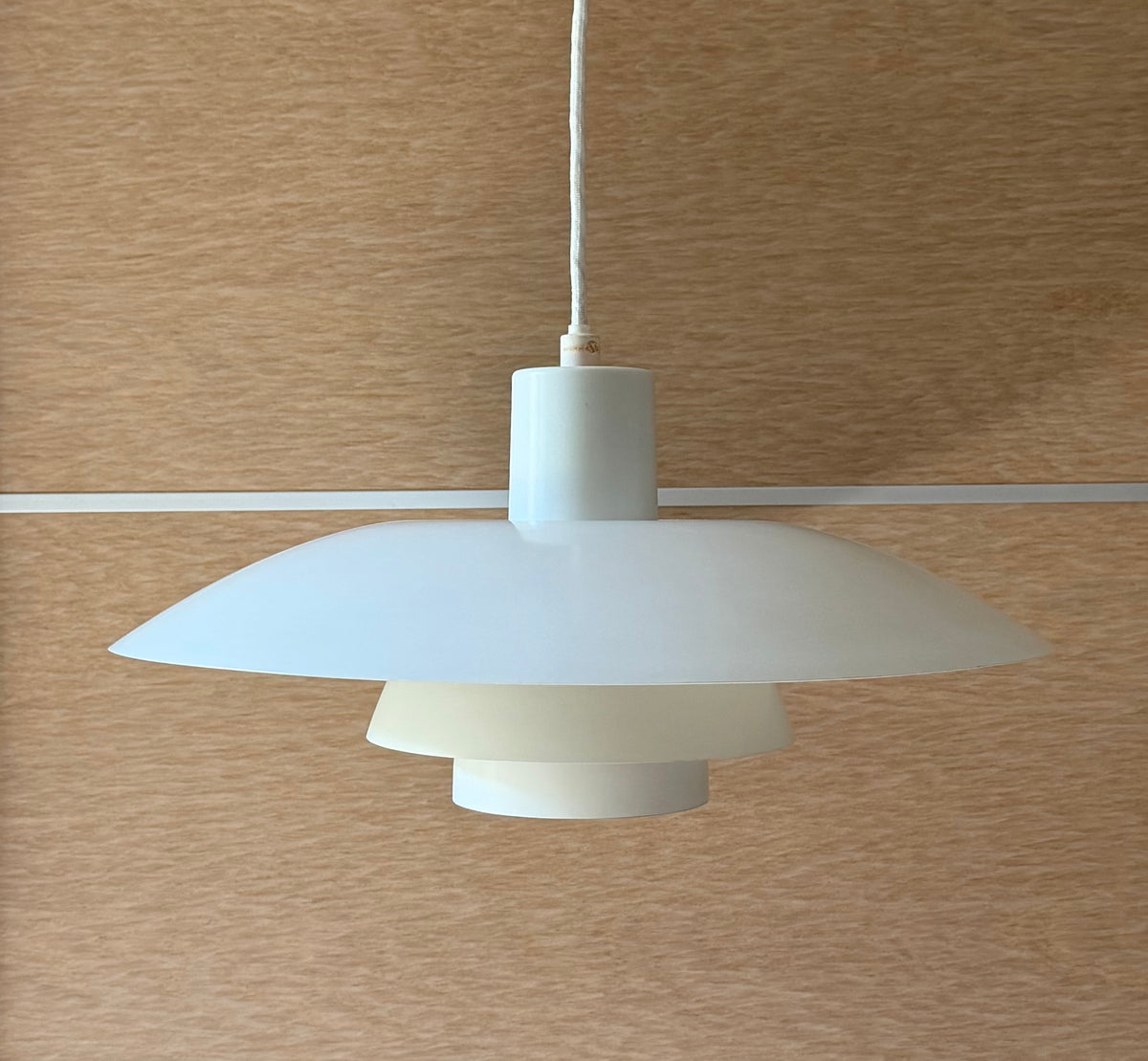 Original PH 4/3 pendant lamp. Poul Henningsen for Louis Poulsen