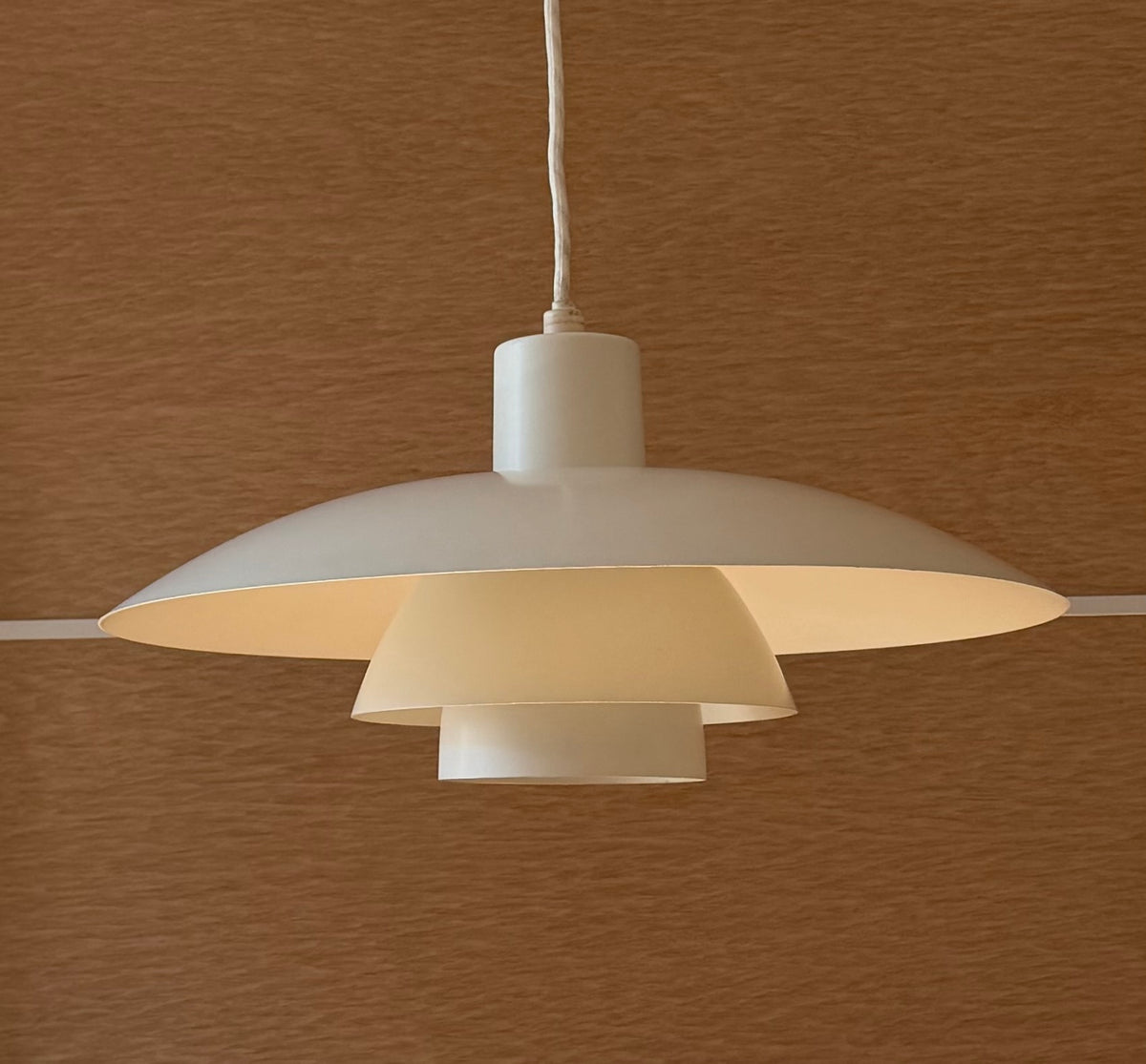 Original PH 4/3 pendant lamp. Poul Henningsen for Louis Poulsen