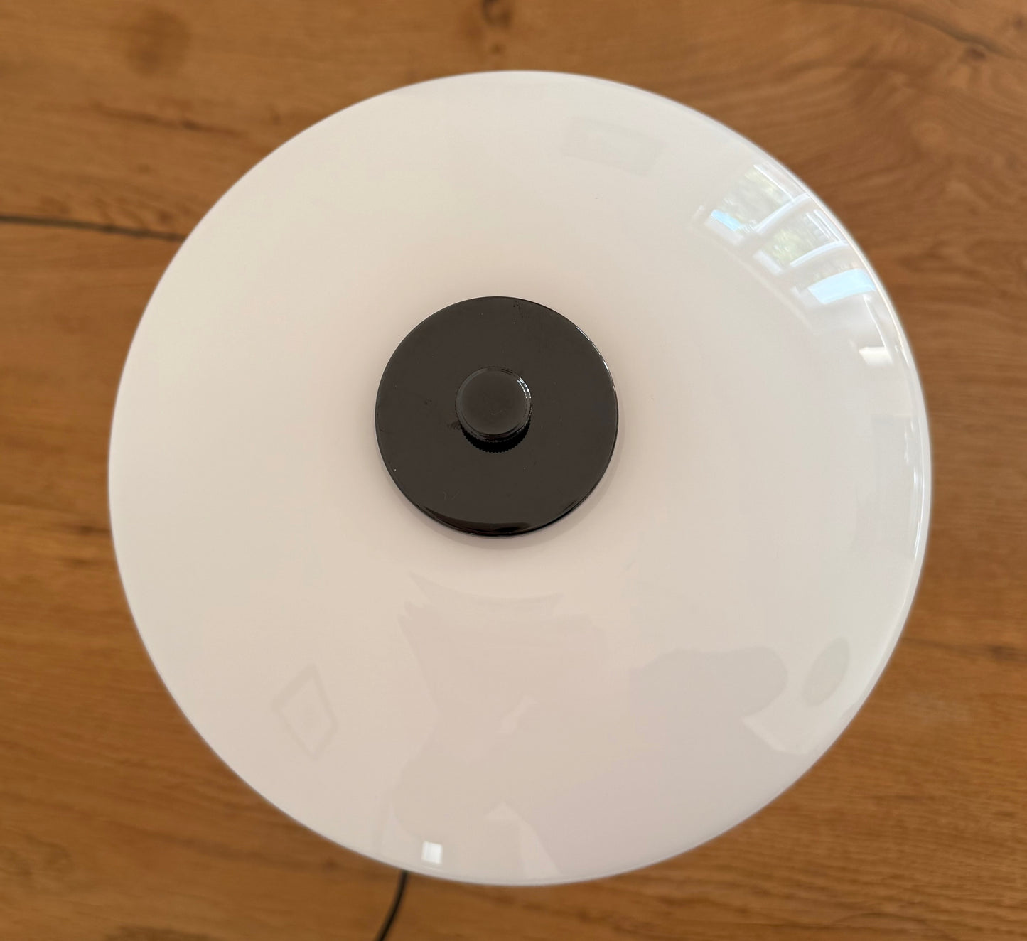 Original PH 2/1 table lamp. Poul Henningsen for Louis Poulsen