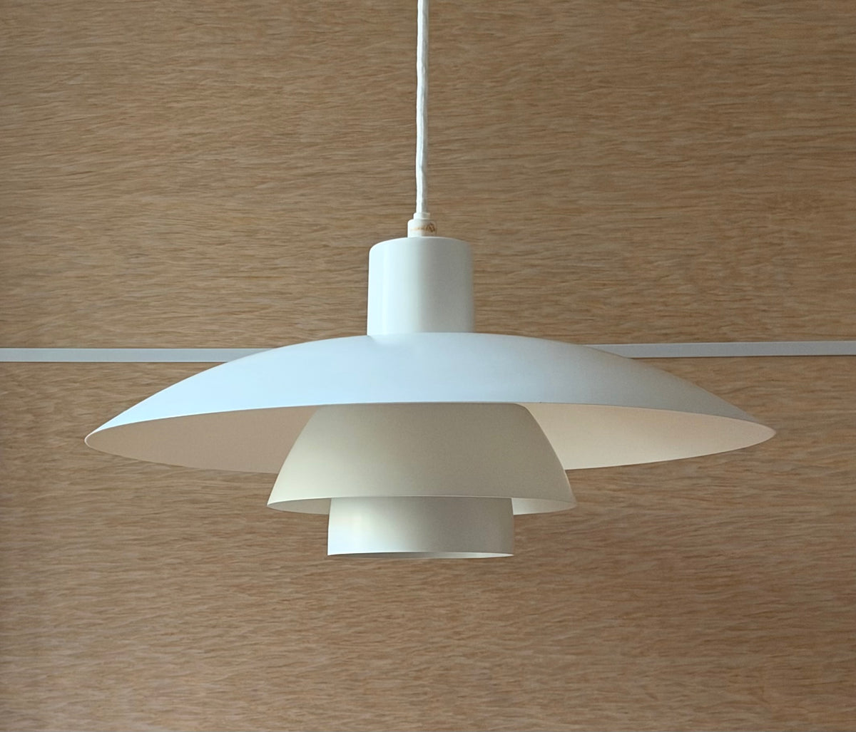 Original PH 4/3 pendant lamp. Poul Henningsen for Louis Poulsen
