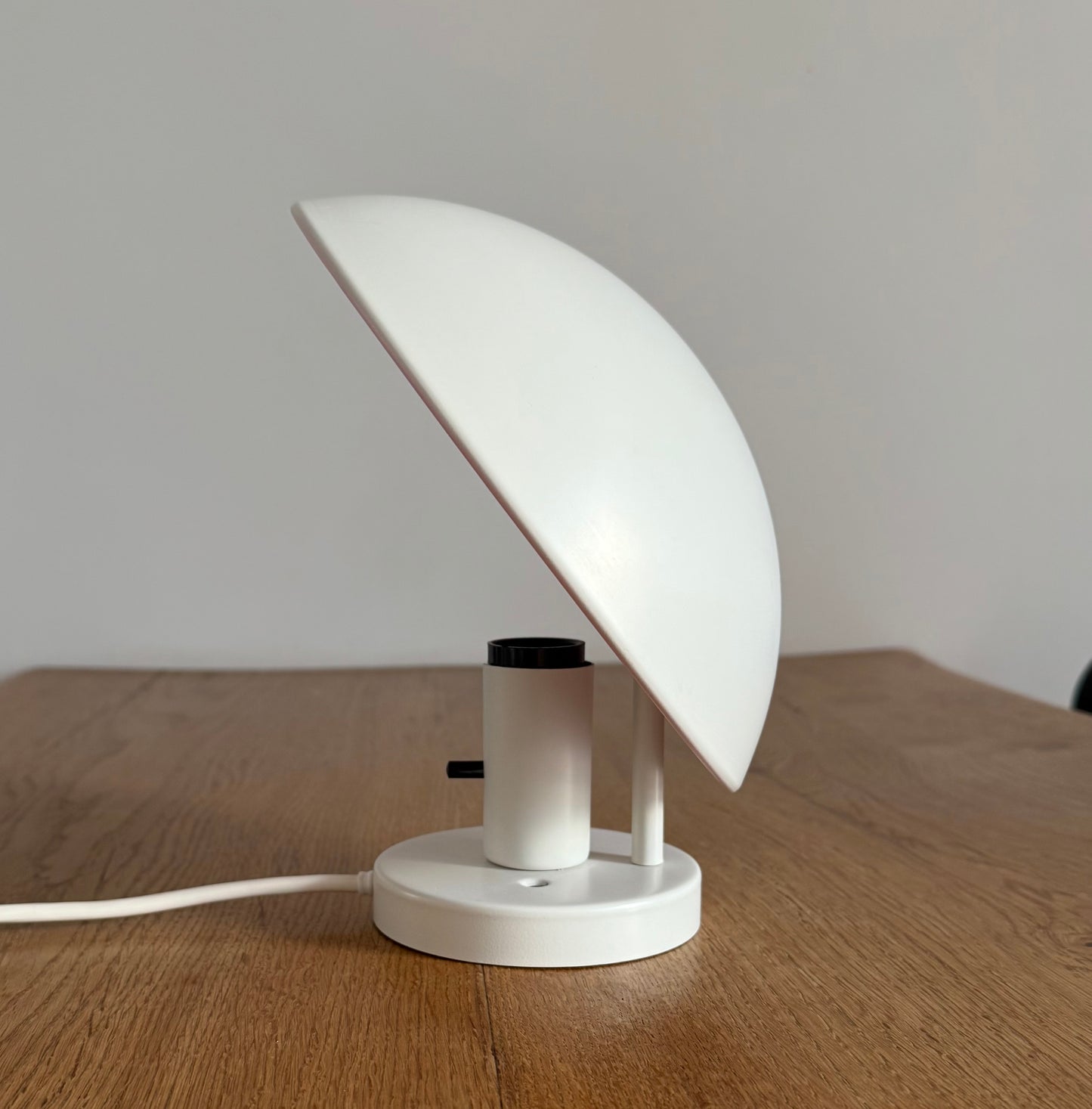 Original PH Hat wall lamp. Poul Henningsen for Louis Poulsen