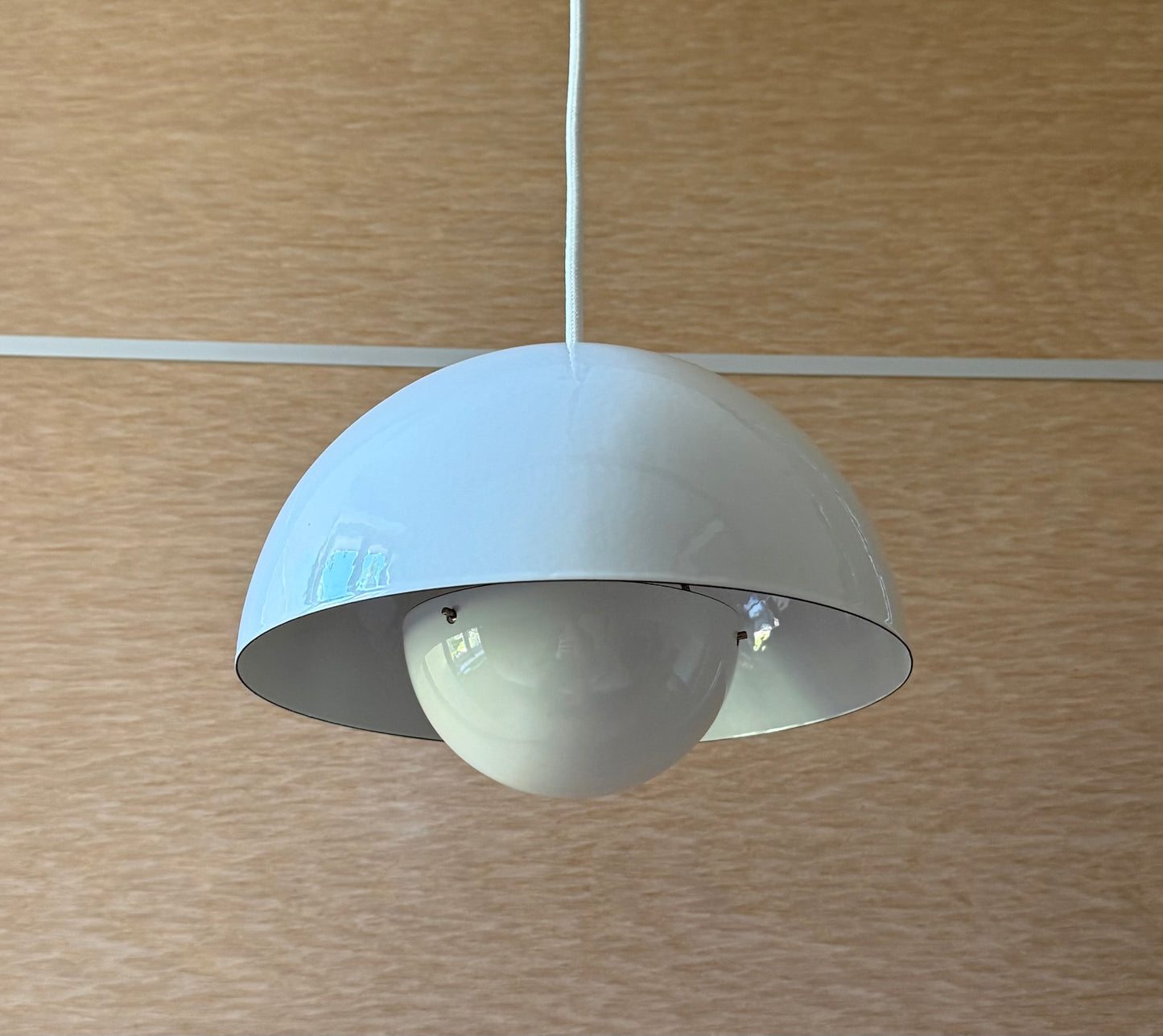 Original Flowerpot VP1 pendant lamp. Verner Panton for Louis Poulsen