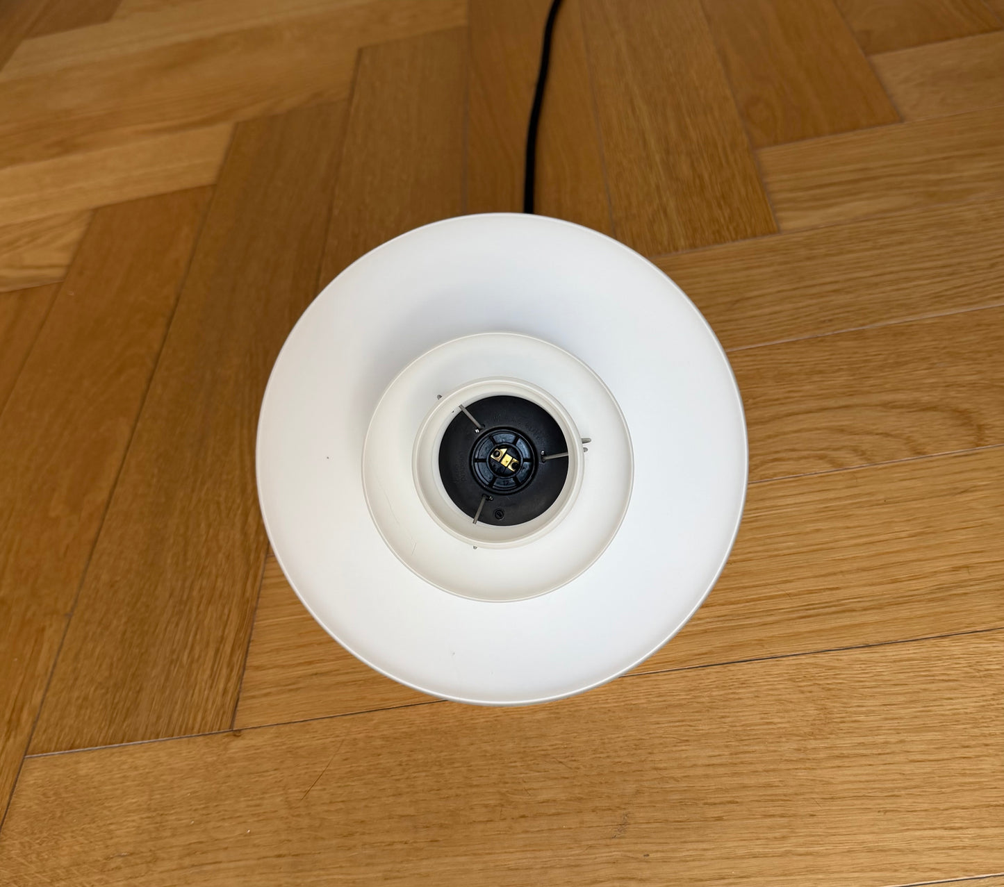 Original PH 2/1 pendant lamp. Poul Henningsen for Louis Poulsen