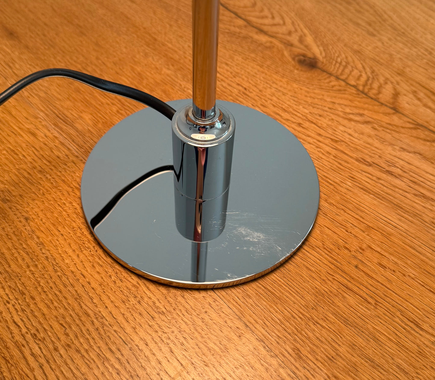 Original PH 2/1 table lamp. Poul Henningsen for Louis Poulsen