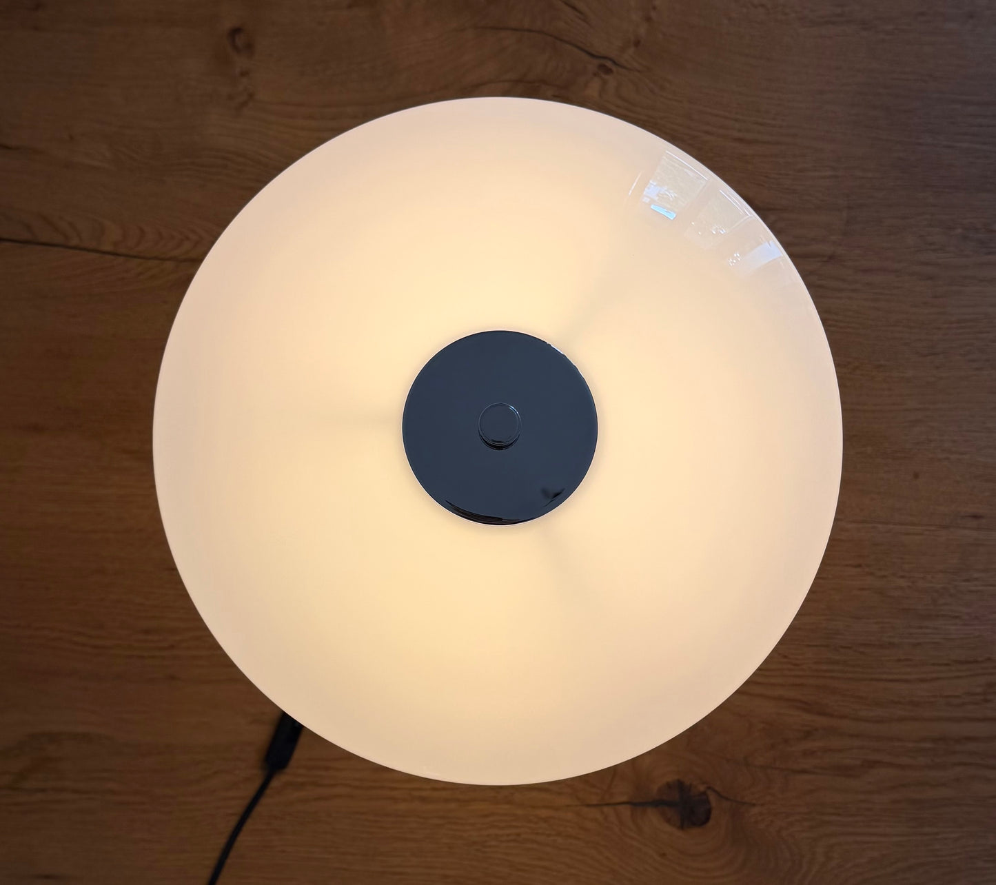 Original PH 3/2 table lamp. Poul Henningsen for Louis Poulsen