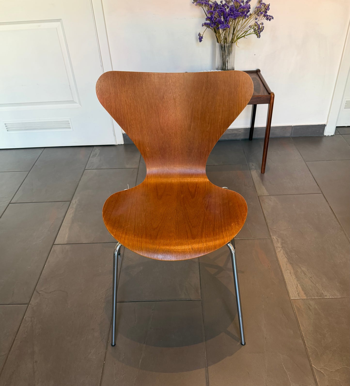 Original Series 7-chair (3107). Arne Jacobsen for Fritz Hansen