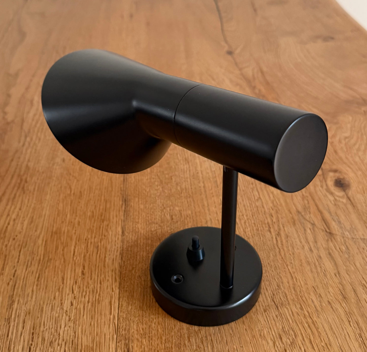 Original AJ wall lamp. Arne Jacobsen for Louis Poulsen
