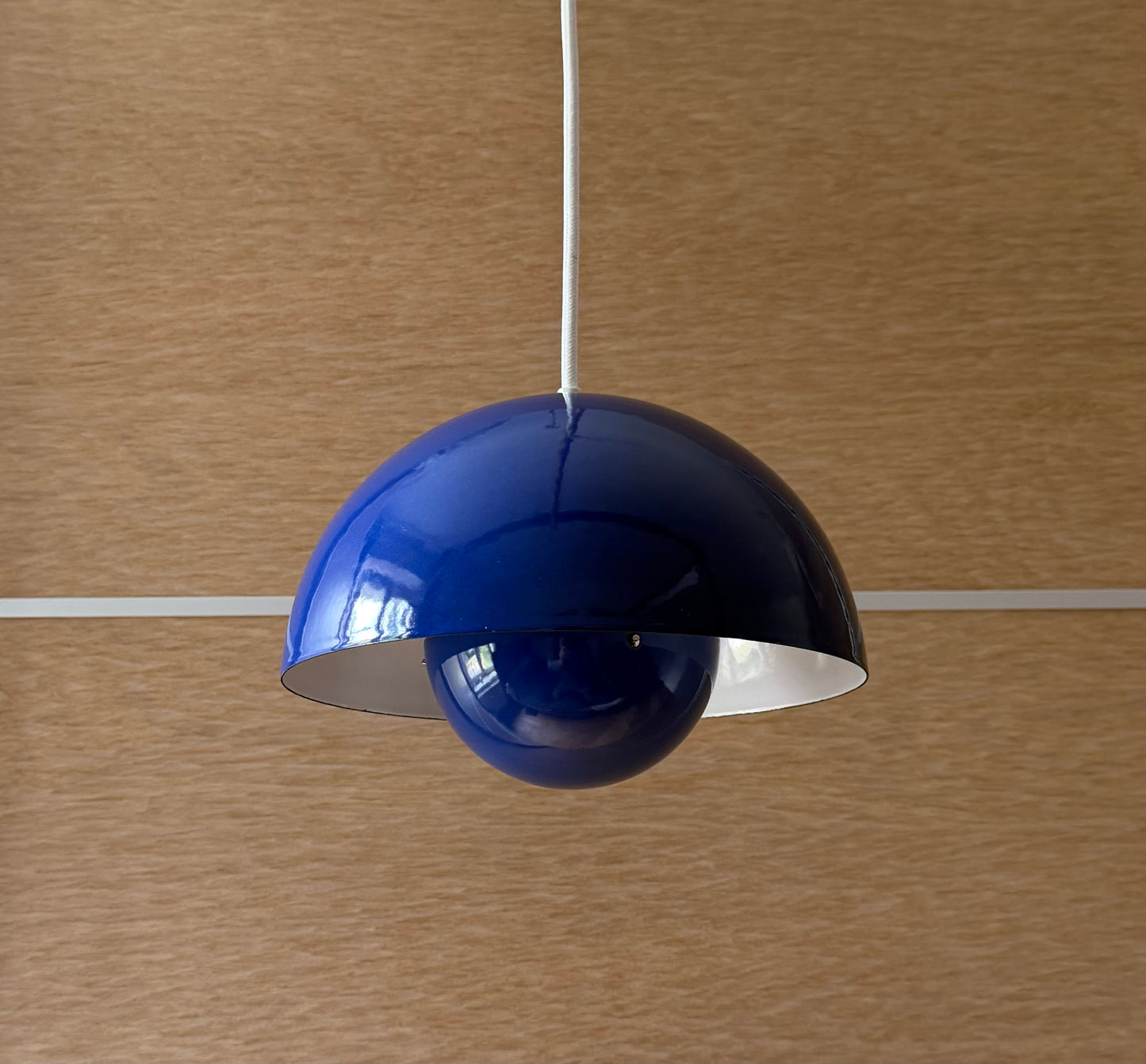 Original Flowerpot VP1 pendant lamp. Verner Panton for Louis Poulsen
