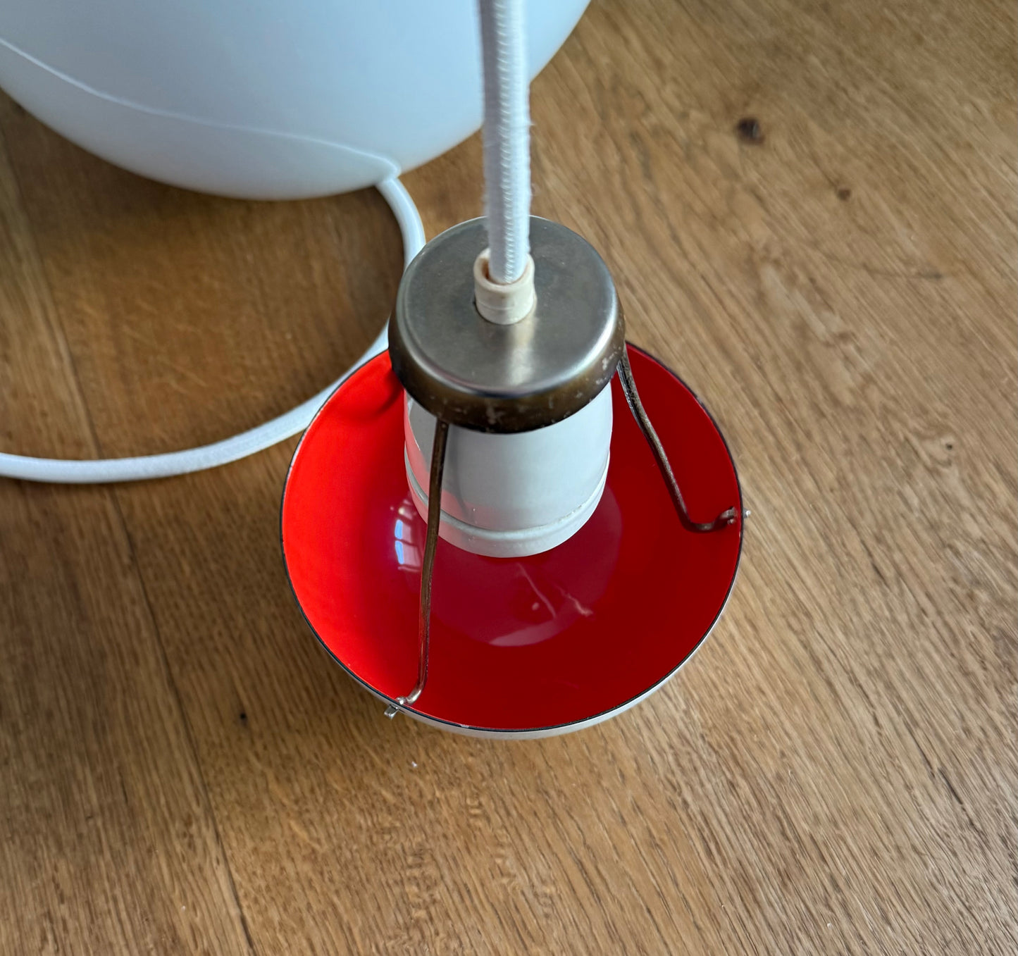 Original Flowerpot VP1 pendant lamp. Verner Panton for Louis Poulsen