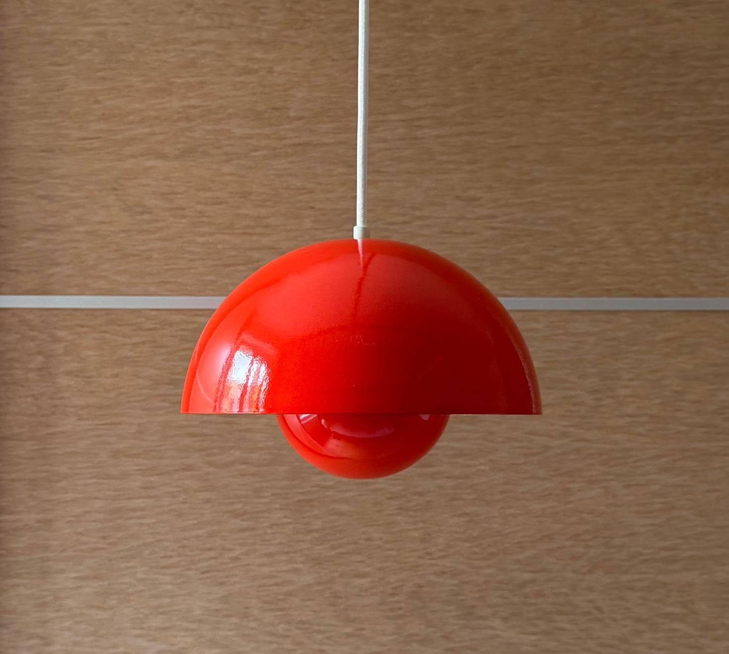 Original Flowerpot VP1 pendant lamp. Verner Panton for Louis Poulsen