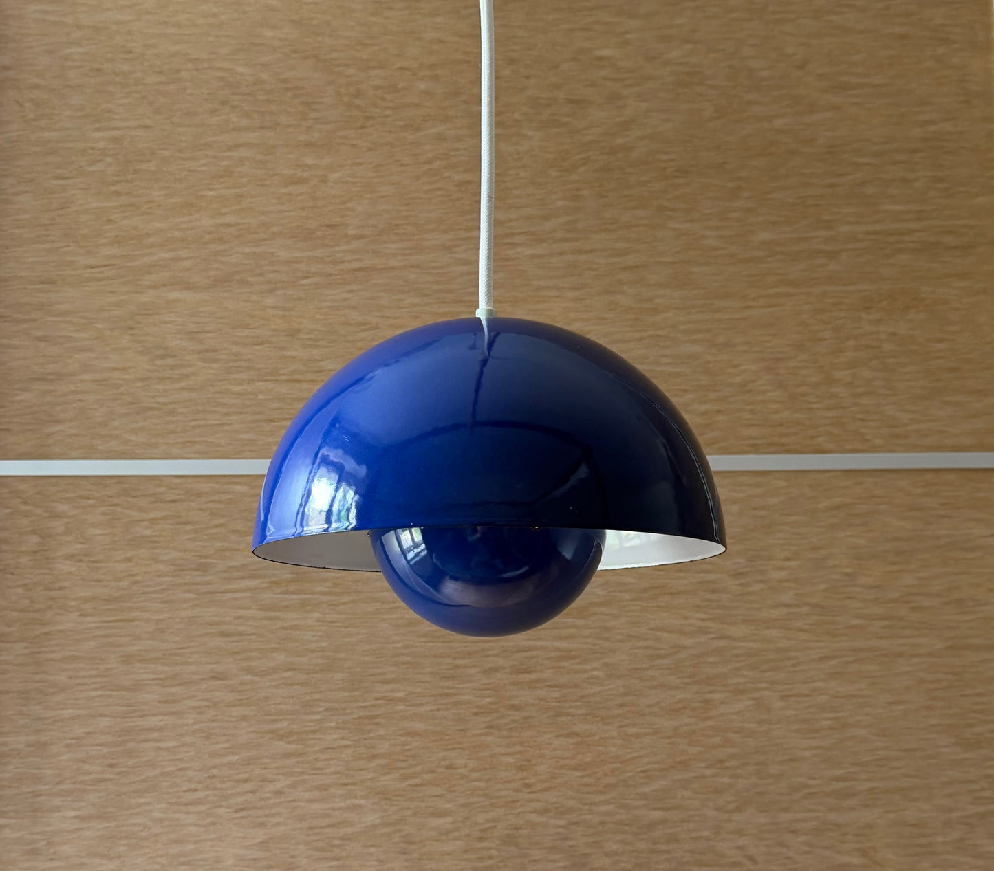 Original Flowerpot VP1 pendant lamp. Verner Panton for Louis Poulsen