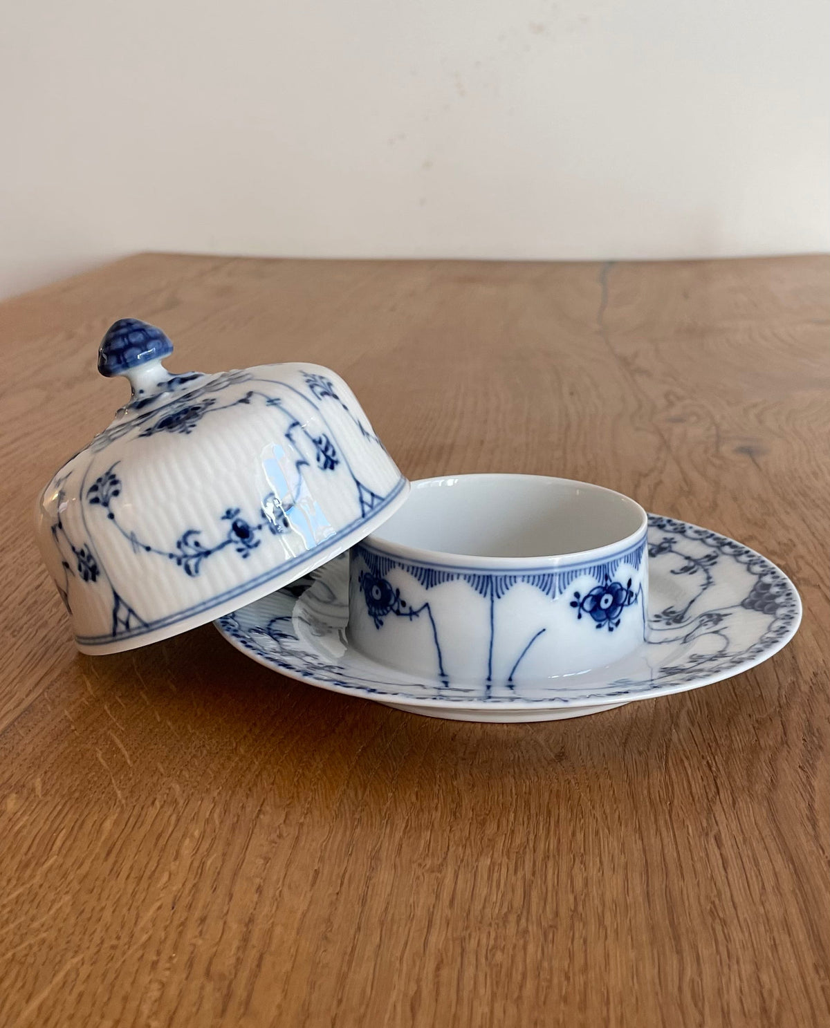 Royal Copenhagen Blue Fluted Half Lace butter dish