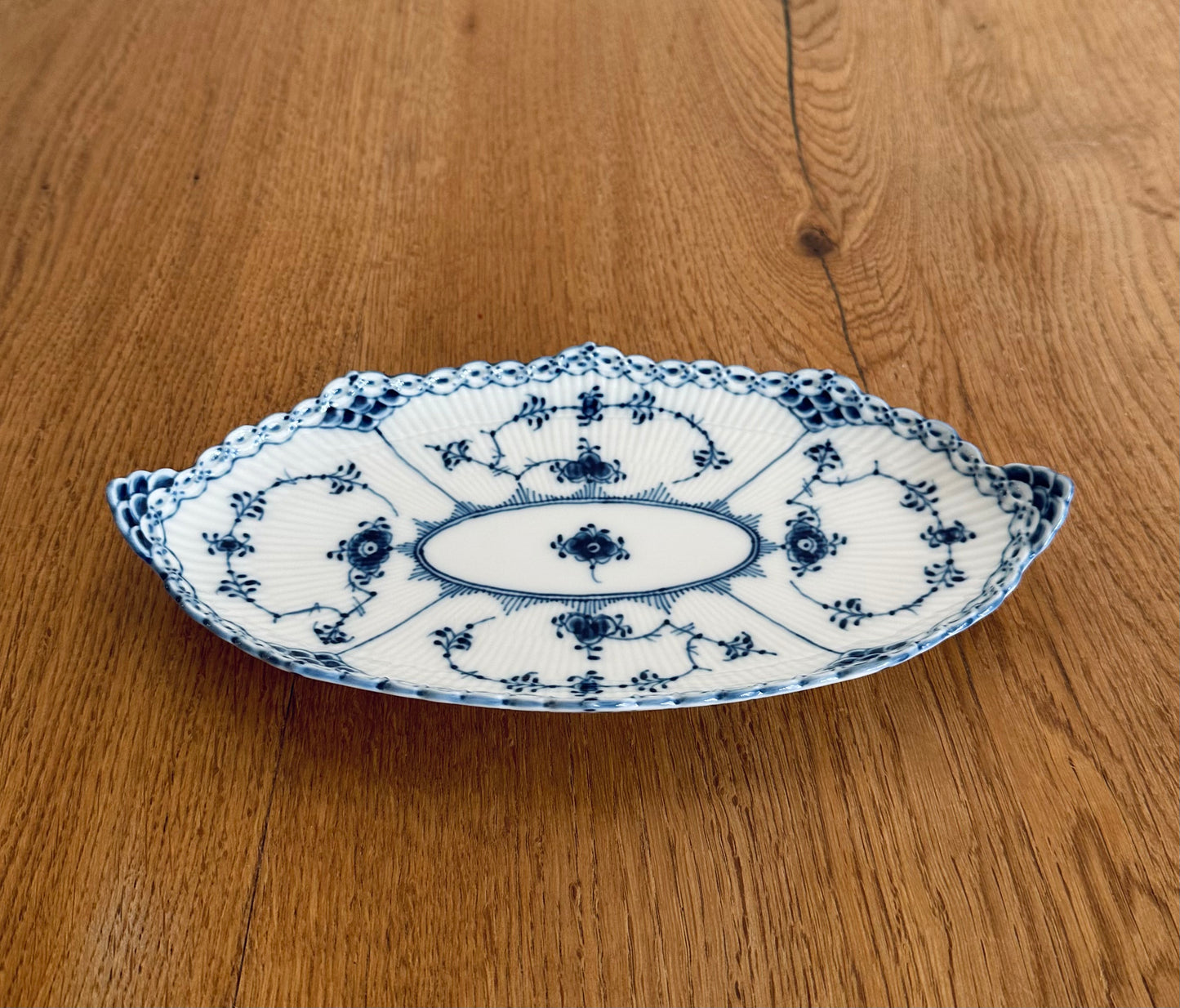 Royal Copenhagen Blue Fluted Half Lace oval dish