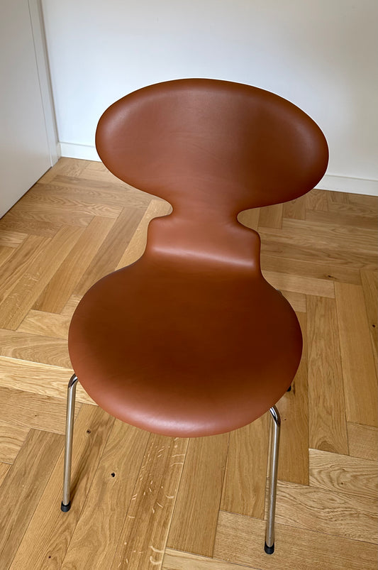 The Ant chair. Arne Jacobsen for Fritz Hansen