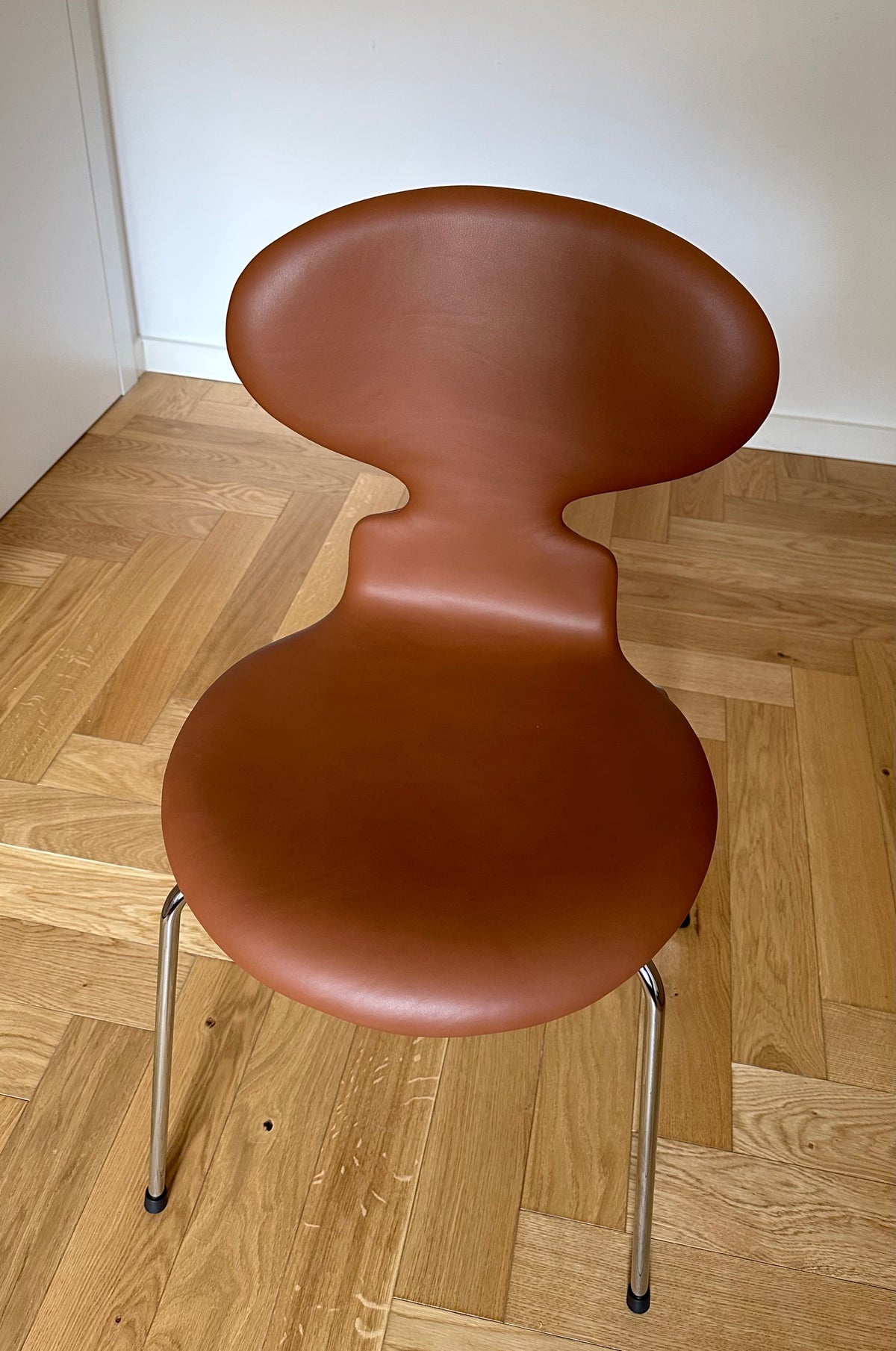 The Ant chair. Arne Jacobsen for Fritz Hansen