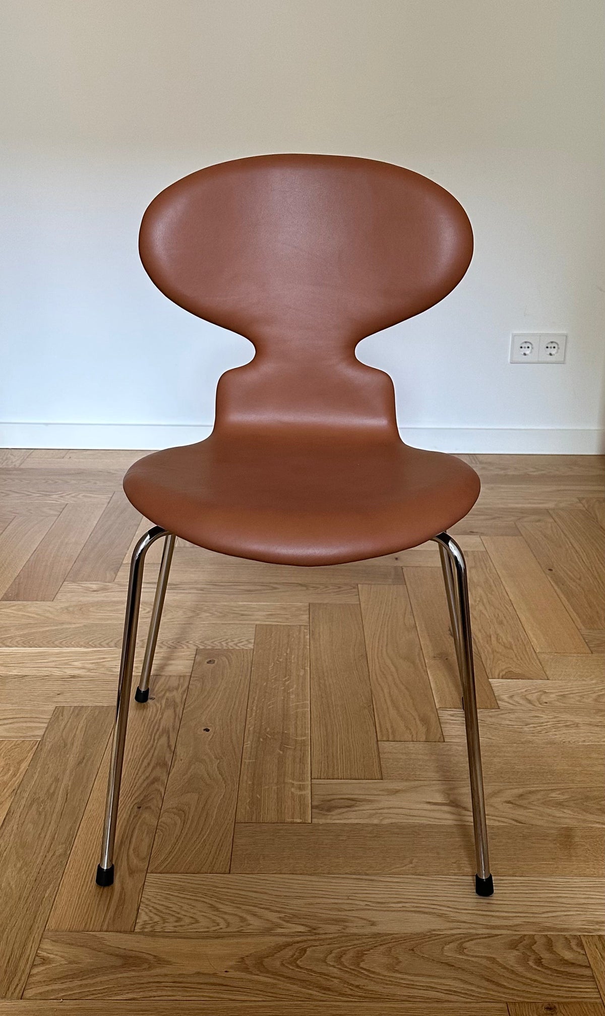 The Ant chair. Arne Jacobsen for Fritz Hansen