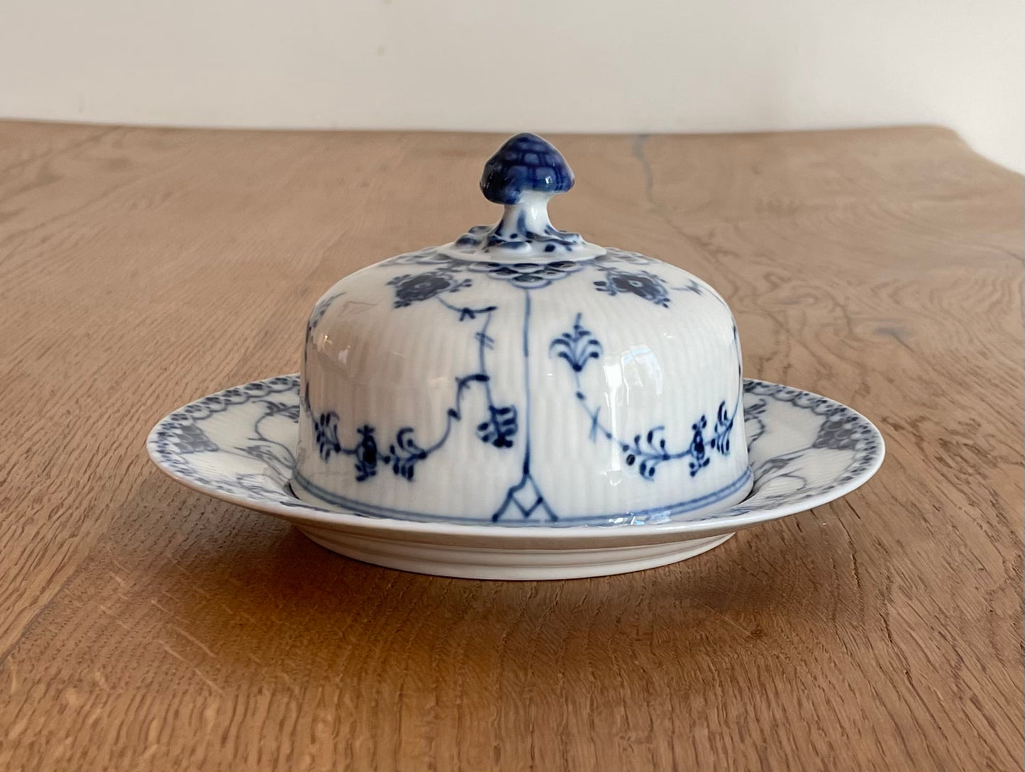 Royal Copenhagen Blue Fluted Half Lace butter dish